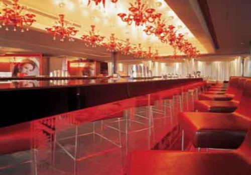 上海最佳景觀酒吧設計　　紅醉外灘Ｂａｒ?。遥铮酰纾寰瓢稍O計欣賞