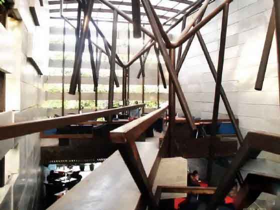 自由空間  Maccaroni餐廳酒吧設計圖欣賞