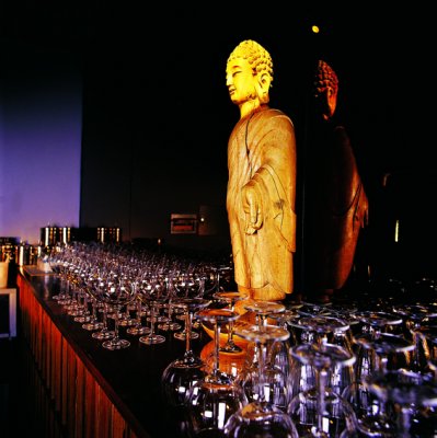 國際室內設計大獎作品   佛陀印象紅酒吧設計效果圖欣賞