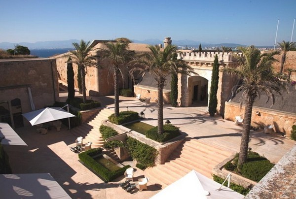 豪華的 Cap Rocat 洗浴中心設計效果圖