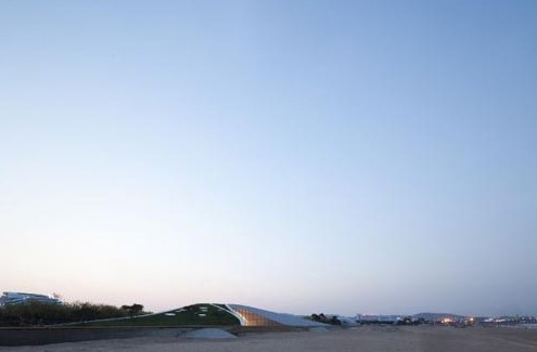 海岸線邊上的奇跡 蘭喬會所設計欣賞
