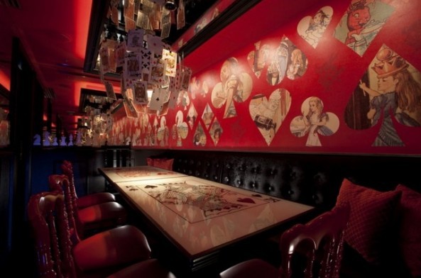  魔法主題餐飲會所設計