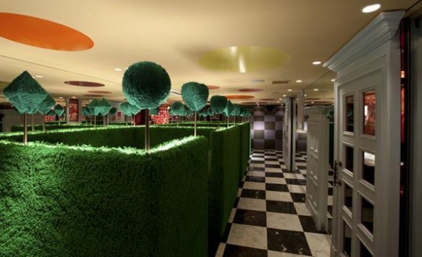  魔法主題餐飲會所設計