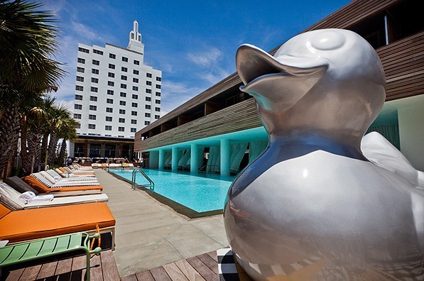 浪漫主義色彩不能少 法國SLS星級洗浴會所設計