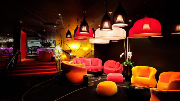 Thomas酒吧十足創意   國外特色酒吧設計圖欣賞