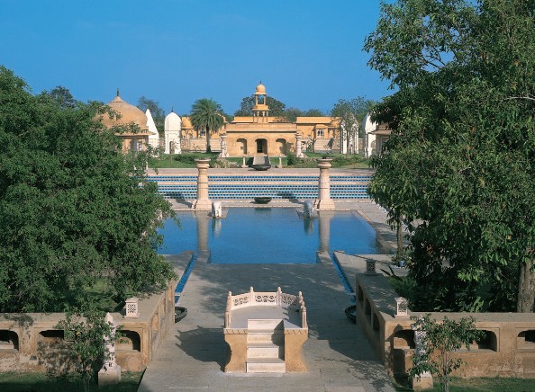 休閑勝地  印度The Oberoi Rajvilas 度假酒店設計欣賞